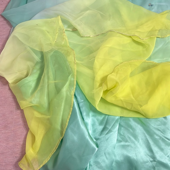 GOWN BEADED Ambiance with Spaghetti Straps. PROM - Picture 16 of 16